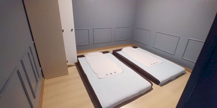 썸네일 4